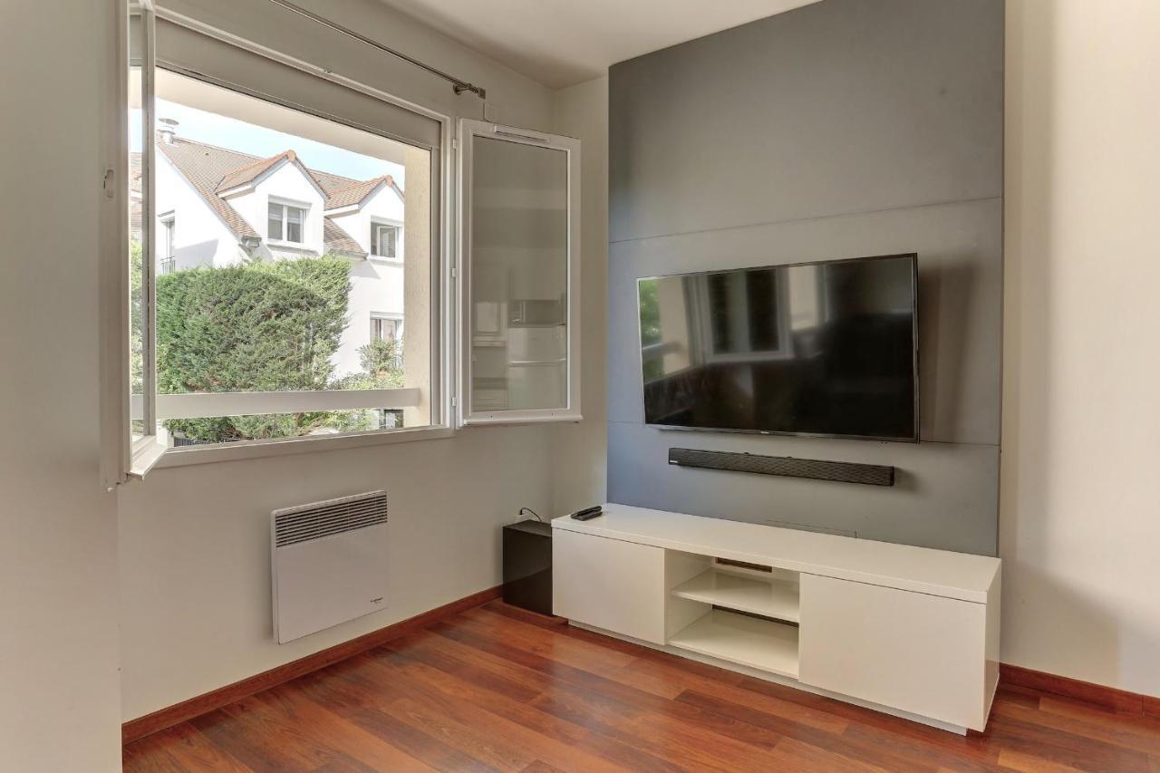 L'Athos - Appartement Equipe - Entre Paris Et Versailles - Haut Debit Garches Εξωτερικό φωτογραφία