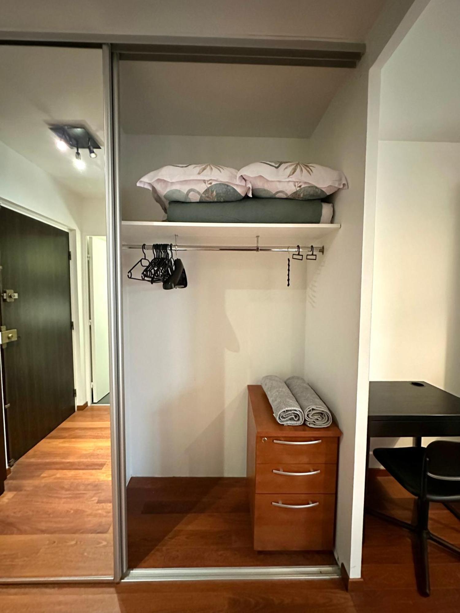 L'Athos - Appartement Equipe - Entre Paris Et Versailles - Haut Debit Garches Εξωτερικό φωτογραφία
