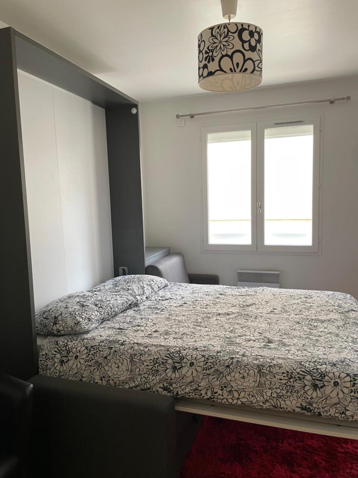 L'Athos - Appartement Equipe - Entre Paris Et Versailles - Haut Debit Garches Εξωτερικό φωτογραφία